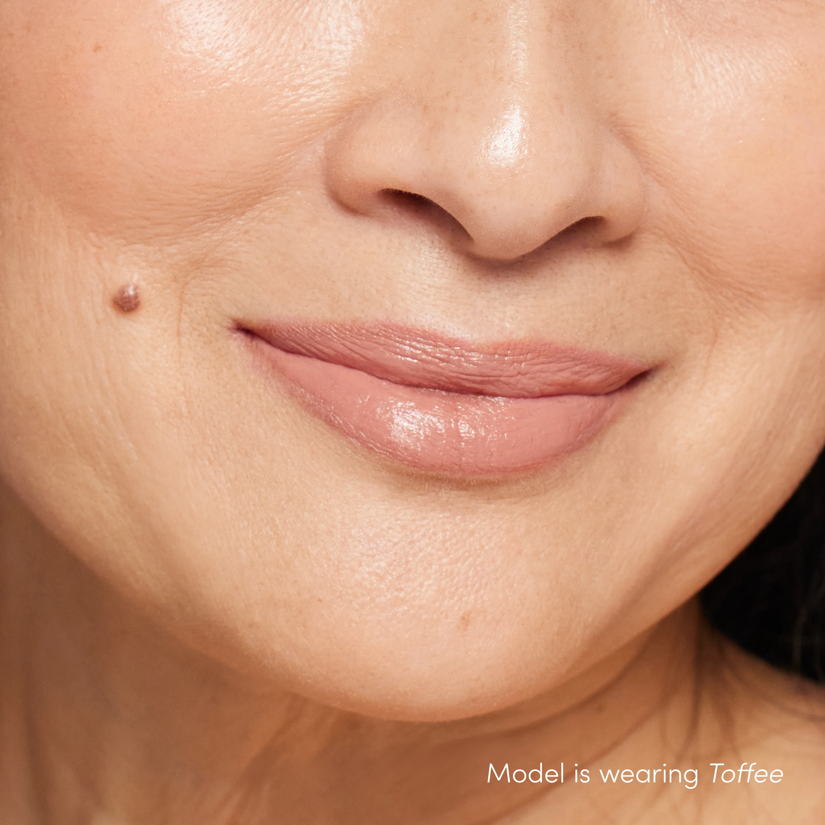 ColorLuxe Hydrating Cream Lipstick - Image 42